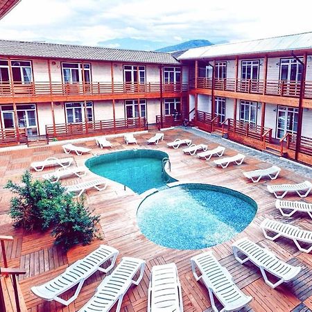 Guest House Amshin トゥサンドリプシュ エクステリア 写真