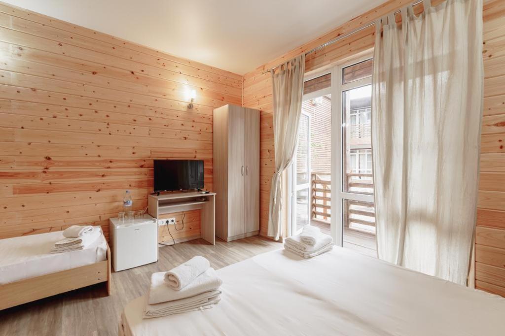 Guest House Amshin トゥサンドリプシュ エクステリア 写真